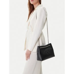 Obrázek produktu Kabelka Calvin Klein Jeans Sculpted Chain Shoulder Bag LV04K3163G Černá