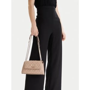 Obrázek produktu Kabelka Guess Isemay HWGG96 28210 Béžová