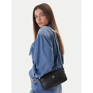 Obrázek produktu Kabelka Tommy Hilfiger Th Essential Camera Bag AW0AW18370 Černá