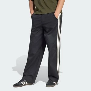 Obrázek produktu KALHOTY 3 STRIPES PLEATED Adidas
