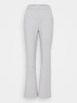 Obrázek produktu Kalhoty Abercrombie & Fitch