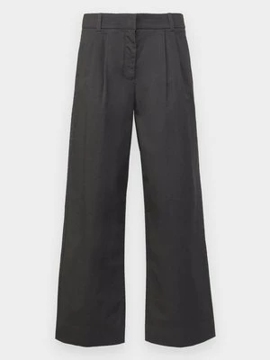 Obrázek produktu Kalhoty Abercrombie & Fitch