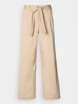 Obrázek produktu Kalhoty Calvin Klein Jeans