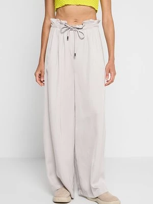 Obrázek produktu Kalhoty Emporio Armani