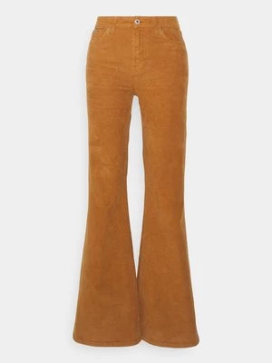 Obrázek produktu Kalhoty Pepe Jeans okrová
