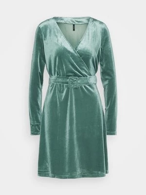 Obrázek produktu Koktejlové šaty / šaty na párty Vero Moda