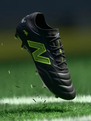 Obrázek produktu Kopačky pro pevný povrch New Balance