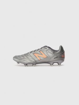 Obrázek produktu Kopačky pro pevný povrch New Balance
