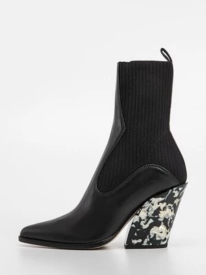 Obrázek produktu Kotníková obuv na vysokém podpatku Jimmy Choo