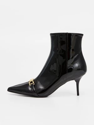 Obrázek produktu Kotníková obuv na vysokém podpatku Love Moschino