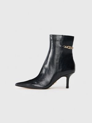 Obrázek produktu Kotníková obuv na vysokém podpatku Steve Madden