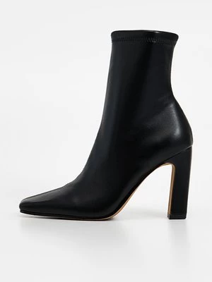 Obrázek produktu Kotníková obuv na vysokém podpatku Steve Madden