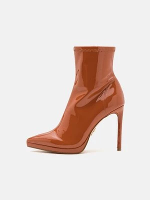 Obrázek produktu Kotníková obuv na vysokém podpatku Steve Madden