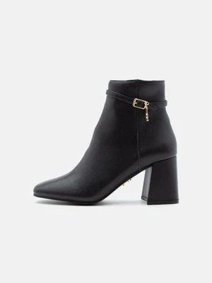 Obrázek produktu Kotníková obuv Steve Madden