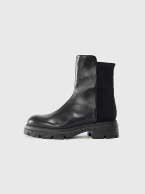 Obrázek produktu Kotníková obuv Stuart Weitzman