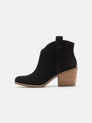 Obrázek produktu Kotníková obuv TOMS