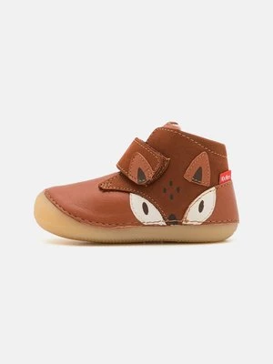 Obrázek produktu Kotníkové boty Kickers hnědá