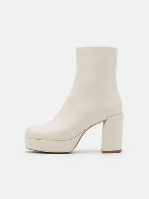 Obrázek produktu Kotníkové boty na platformě 3.1 phillip lim