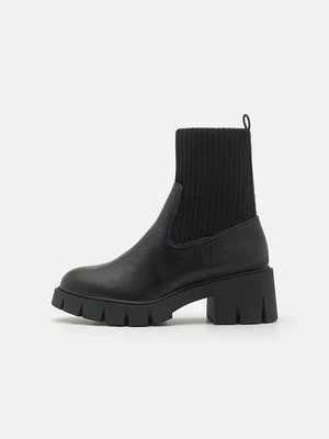Obrázek produktu Kotníkové boty na platformě Call it Spring