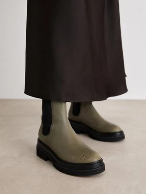 Obrázek produktu Kotníkové boty na platformě Coccinelle khaki