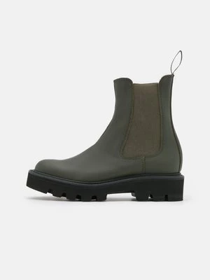 Obrázek produktu Kotníkové boty na platformě Grenson