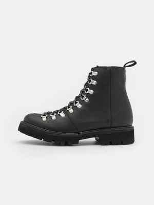 Obrázek produktu Kotníkové boty na platformě Grenson