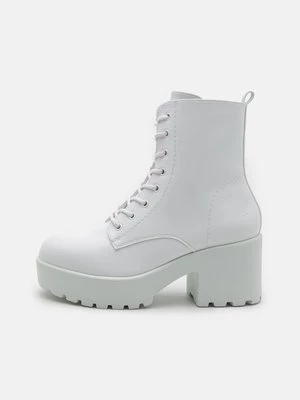 Obrázek produktu Kotníkové boty na platformě Koi Footwear