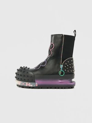 Obrázek produktu Kotníkové boty na platformě Koi Footwear