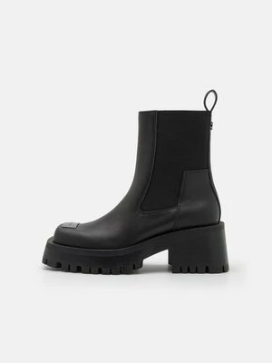 Obrázek produktu Kotníkové boty na platformě Steve Madden