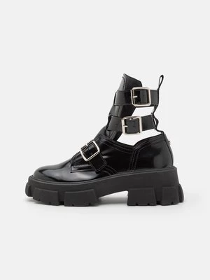 Obrázek produktu Kotníkové boty na platformě Steve Madden