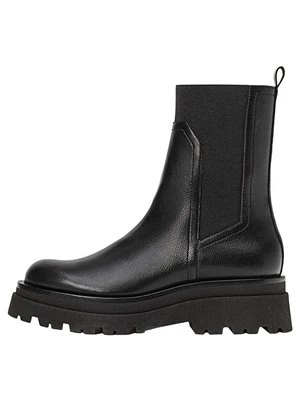 Obrázek produktu Kotníkové boty na platformě Stradivarius