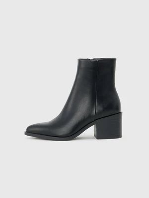 Obrázek produktu Kotníkové boty Steve Madden