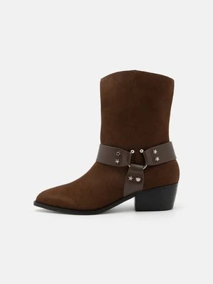 Obrázek produktu Kovbojské/motorkářské kotníkové boty CHIARA FERRAGNI