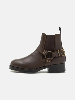 Obrázek produktu Kovbojské/motorkářské kotníkové boty Steve Madden tmavě hnědá