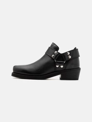 Obrázek produktu Kovbojské/motorkářské kotníkové boty The Kooples