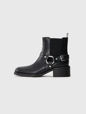 Obrázek produktu Kovbojské/motorkářské kotníkové boty TORY BURCH