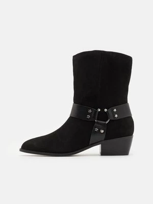 Obrázek produktu Kovbojské/motorkářské kozačky CHIARA FERRAGNI