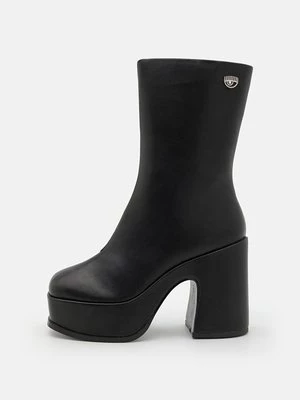 Obrázek produktu Kozačky na platformě CHIARA FERRAGNI