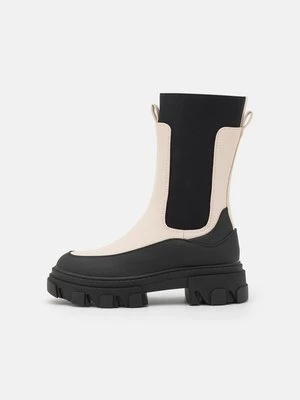 Obrázek produktu Kozačky na platformě Even&Odd Wide Fit