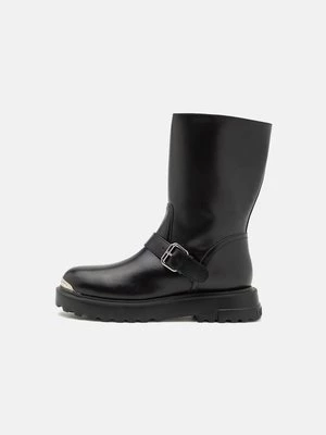 Obrázek produktu Kozačky na platformě Love Moschino