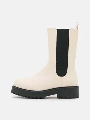 Obrázek produktu Kozačky na platformě Monki