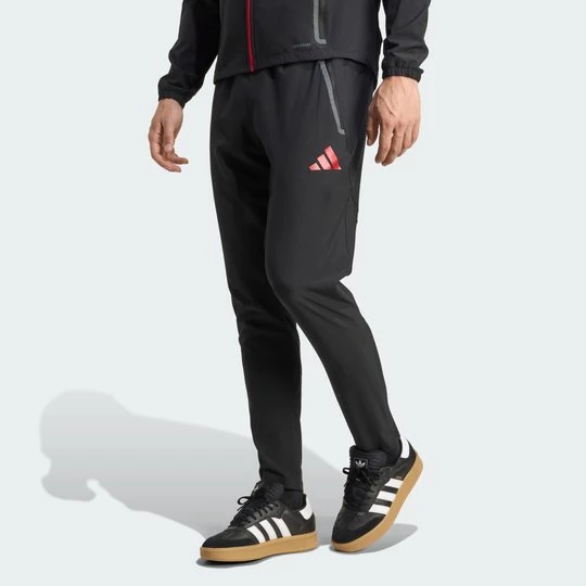 Obrázek produktu Cestovní kalhoty Liverpool Tiro 25 Competition Vis Tech Adidas černá