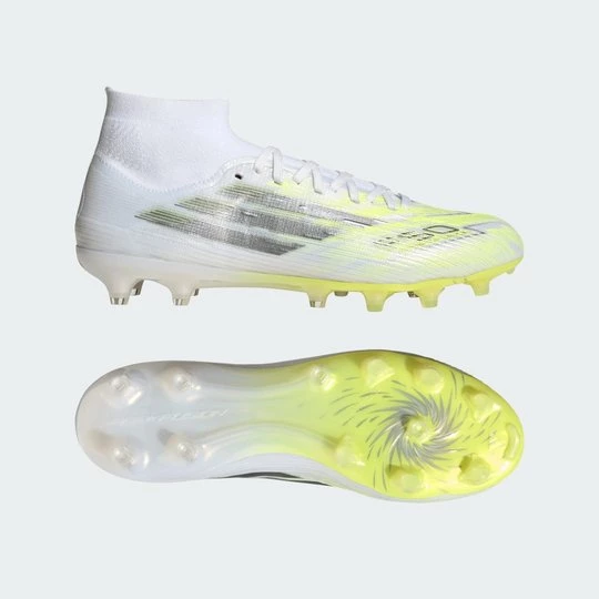 Obrázek produktu Dámské kopačky se středně vysokou konstrukcí na pevný a umělý povrch F50 SPARKFUSION PRO Adidas