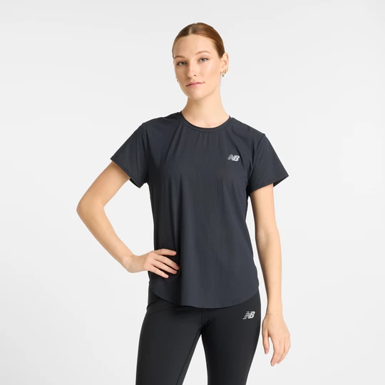 Obrázek produktu Dámské tričko New Balance WT51227BK – černé