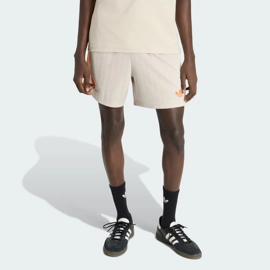 Obrázek produktu FC Bayern Originals Shorts Adidas béžová