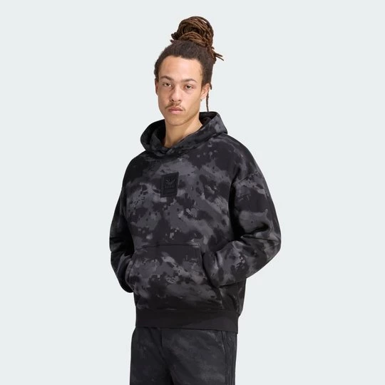 Obrázek produktu MIKINA S KAPUCÍ CAMO Adidas
