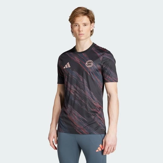 Obrázek produktu Předzápasový dres FC Bayern 25/26 Adidas černá