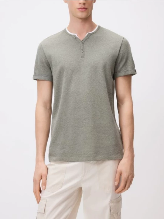 Obrázek produktu Reserved - Tričko henley slim fit - světle olivová