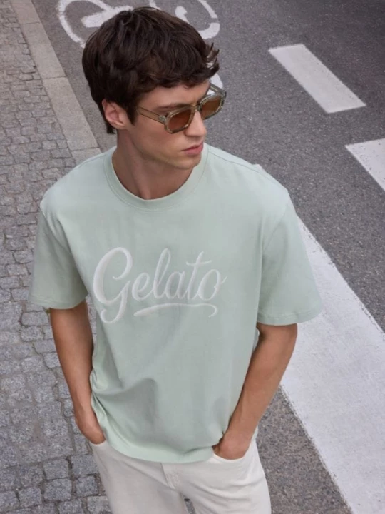 Obrázek produktu Reserved - Tričko relaxed fit s potiskem - světle zelená