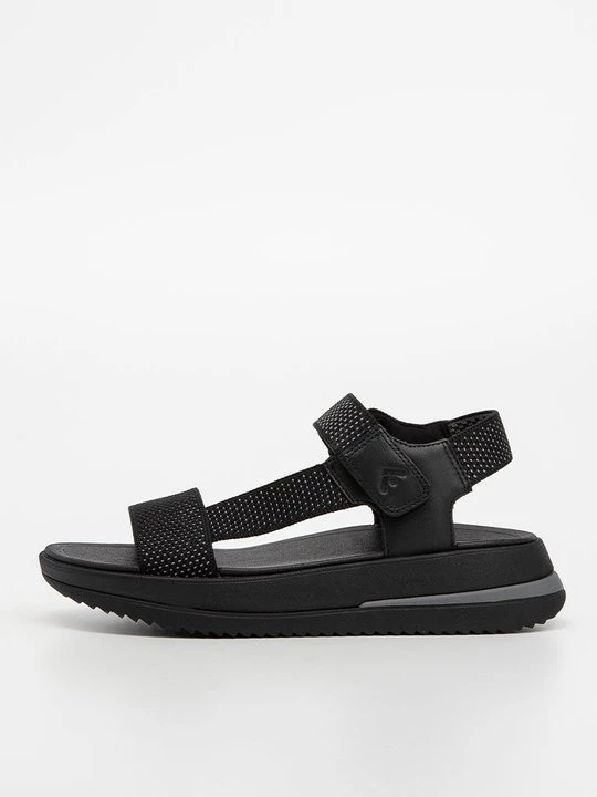Obrázek produktu Sandály na platformě FitFlop černá